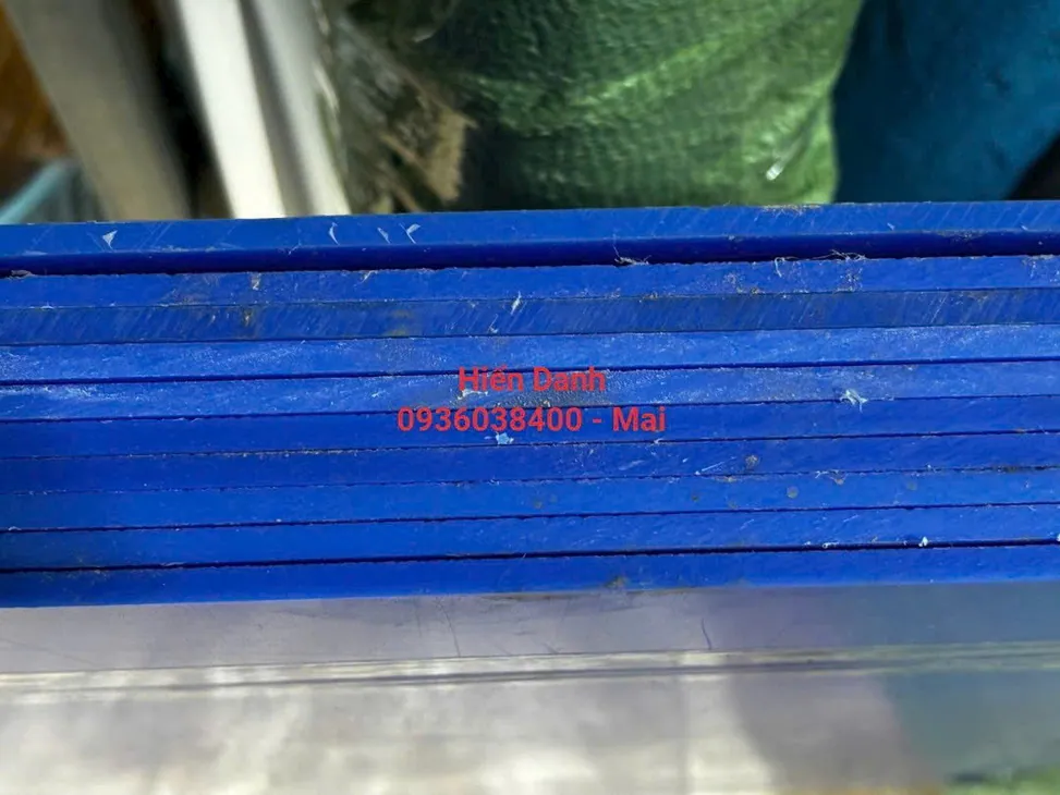 Nhựa MC cây tròn đặc phi 155 mm — ảnh thực tế 2 Nhựa MC cây tròn đặc phi 155 mm — ảnh thực tế 2
