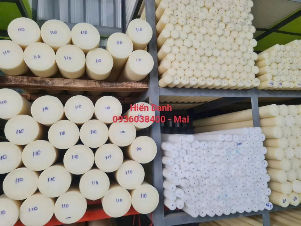 Nhựa PA cây tròn đặc phi 165 mm — phi 100 Nhựa PA cây tròn đặc phi 165 mm — phi 100