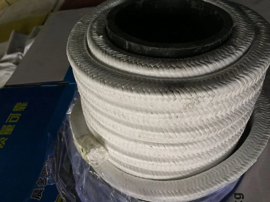 Dây tết PTFE tiết diện 6 mm 1 Dây tết PTFE tiết diện 6 mm 1