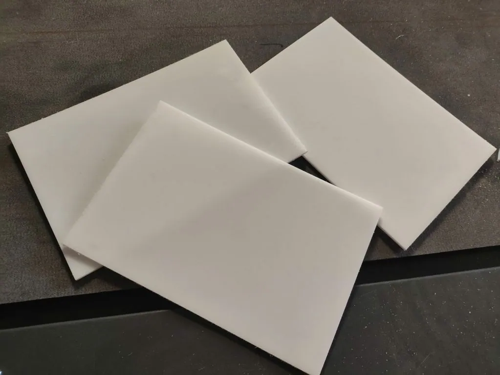 Gia công, cắt nhựa PP 1