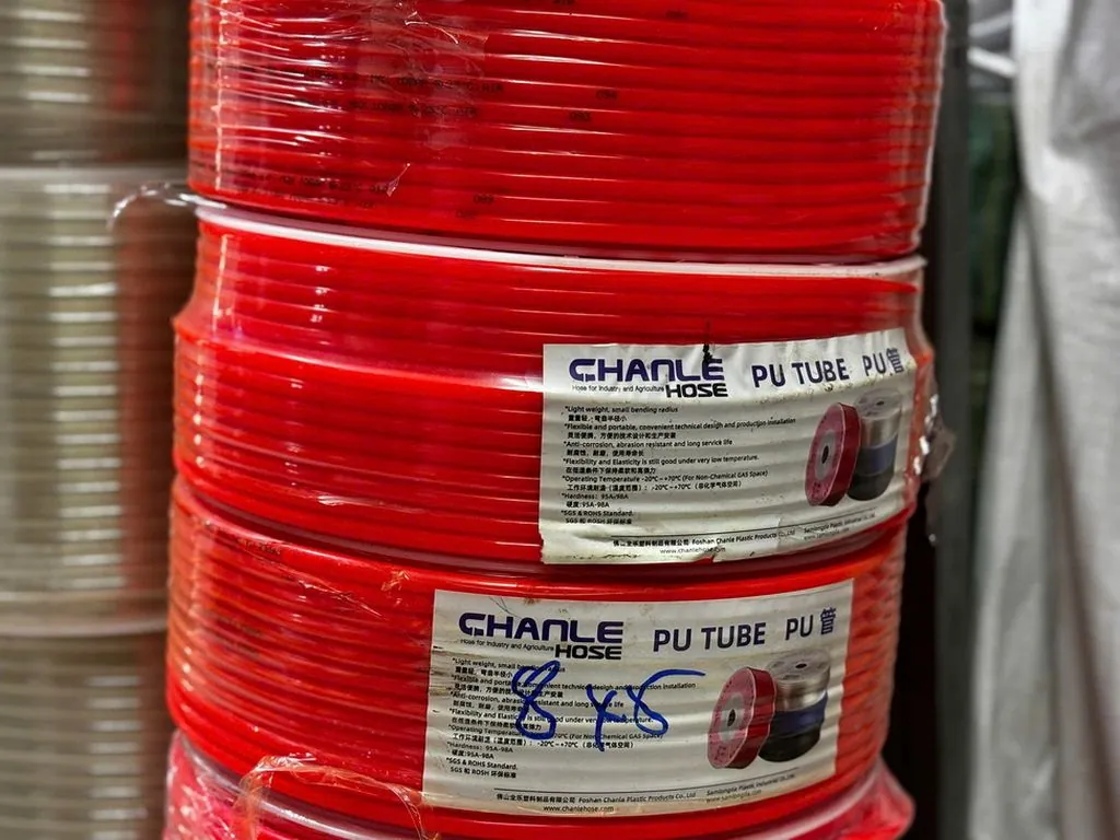 Ống nhựa PU phi 6 mm — hoi phi 8 Ống nhựa PU phi 6 mm — hoi phi 8