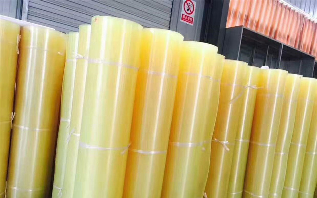 Cuộn nhựa PU màu vàng khổ 1m
