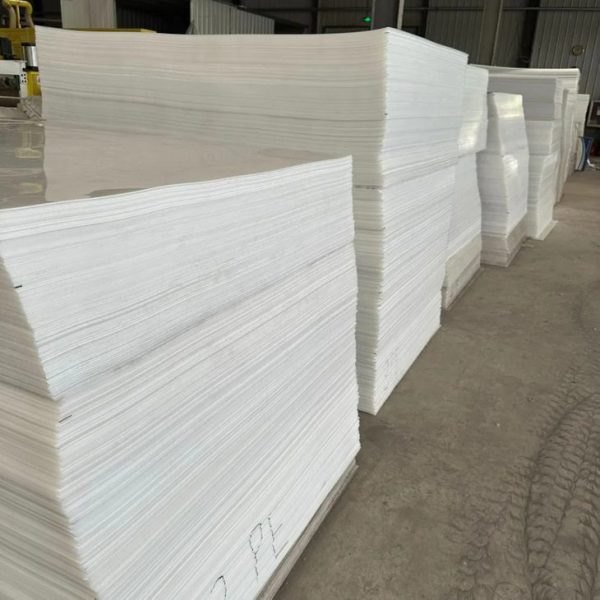 Nhựa PP tấm dày 10 ly (10mm) rộng 1000*2000, 1220*1440, 1500*3000 màu ghi, màu trắng, màu xám