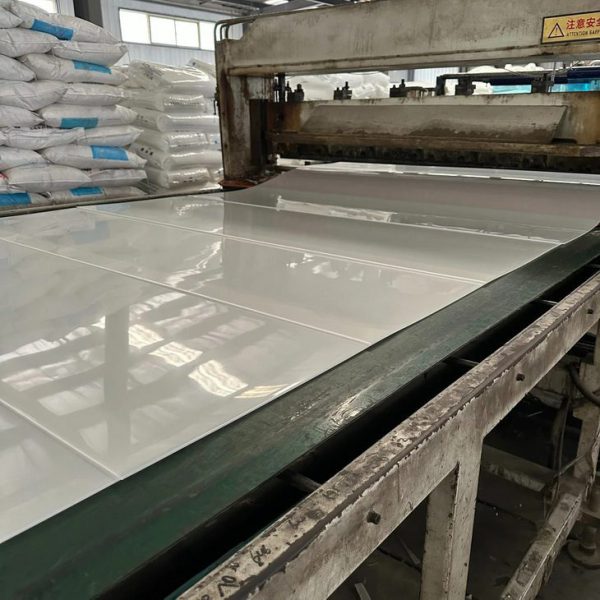 Nhựa PP tấm dày 50 ly (50mm) rộng 1000*2000, 1220*1440, 1500*3000 màu ghi, màu trắng, màu xám